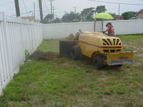./Gallery/2011 Bennet Lot Tree Removal/DSC06486.JPG